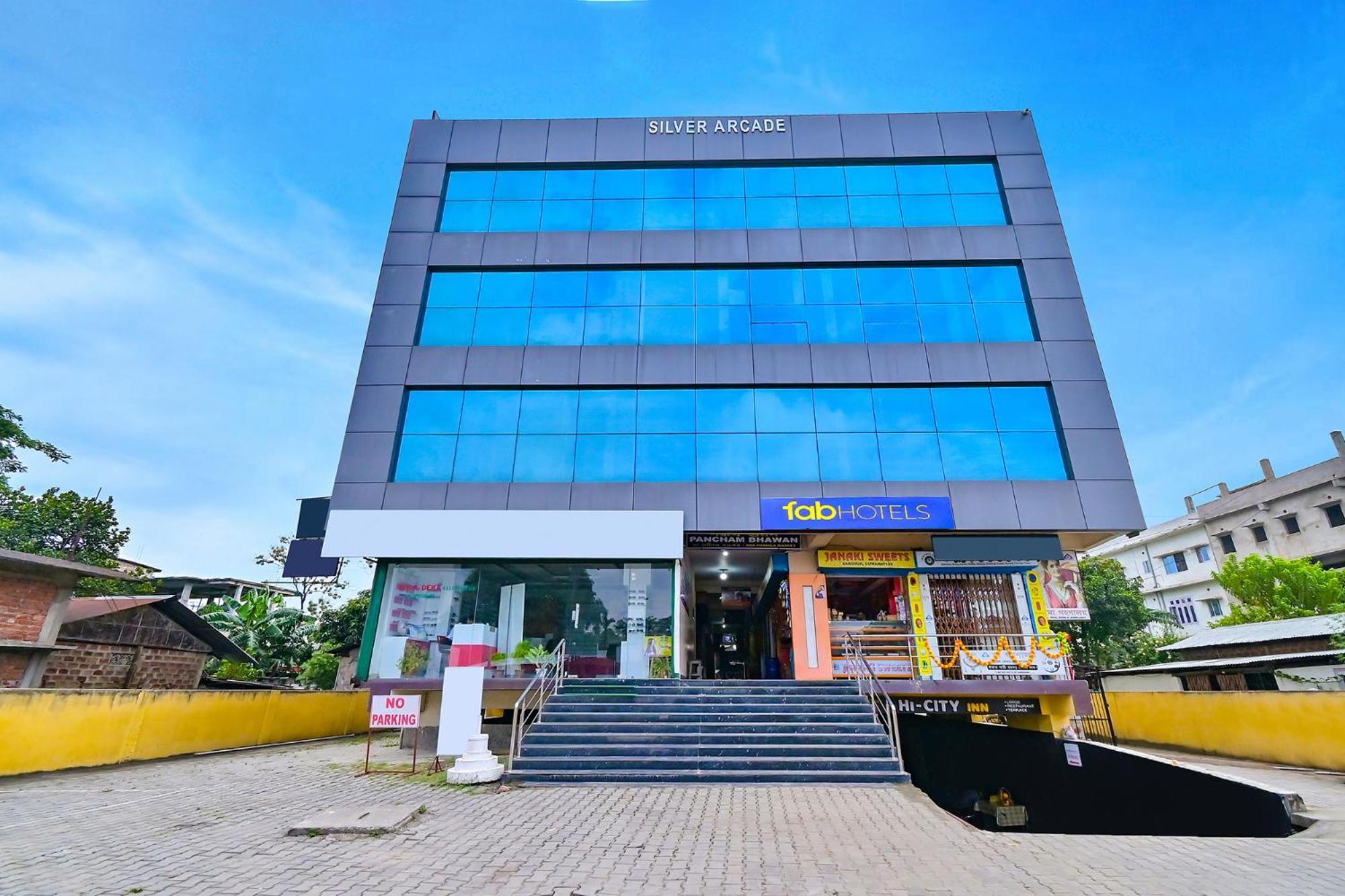 Fabhotel Penthouse - A K Dev Road Guwahati Esterno foto